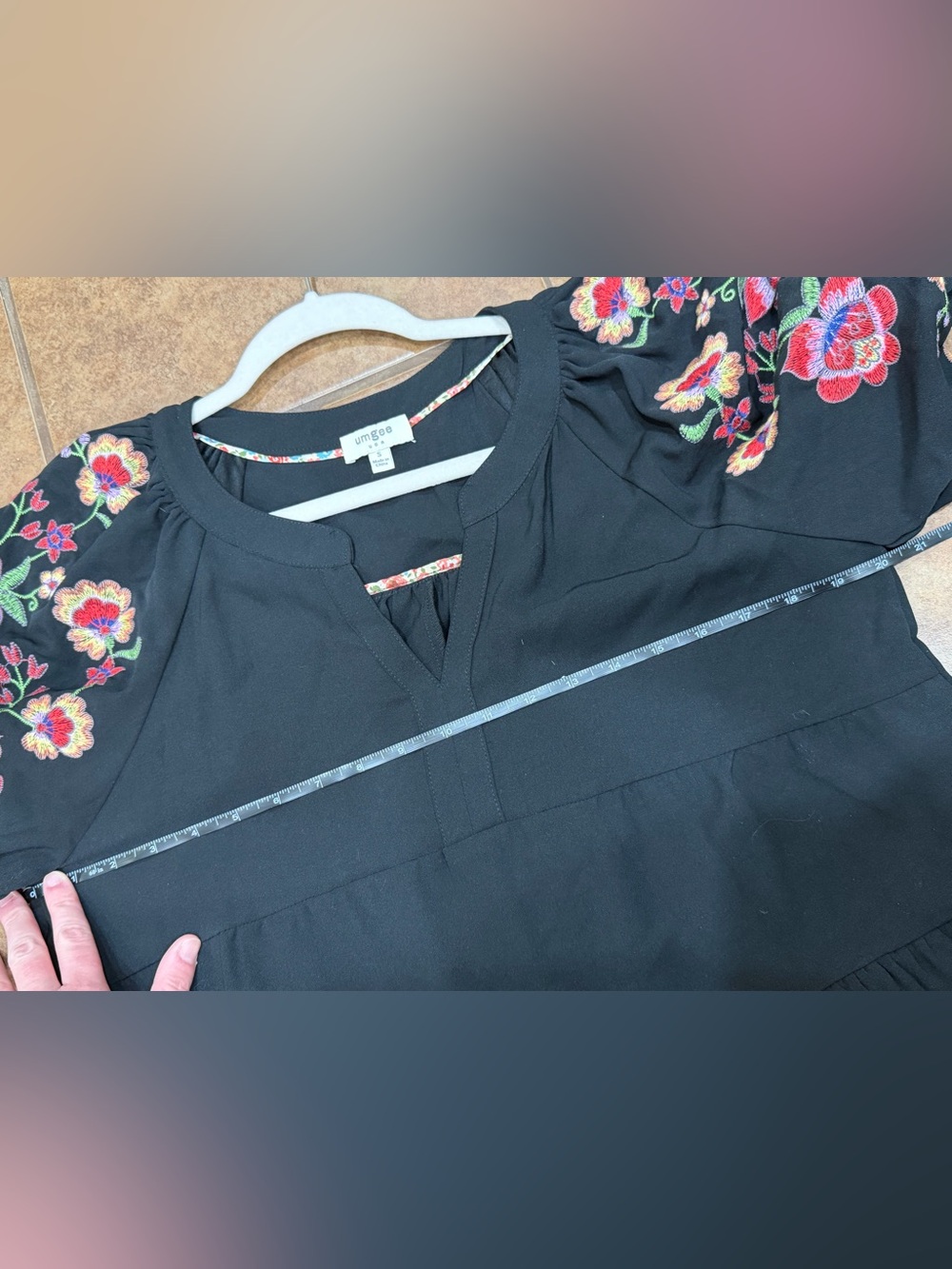 ✨ Umgee Black Dress with Floral Embroidered Puff Sleeves Size S - Picture 12 of 12
